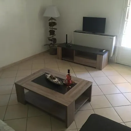 Confortable A Avec Terrasse Privee Apartment *