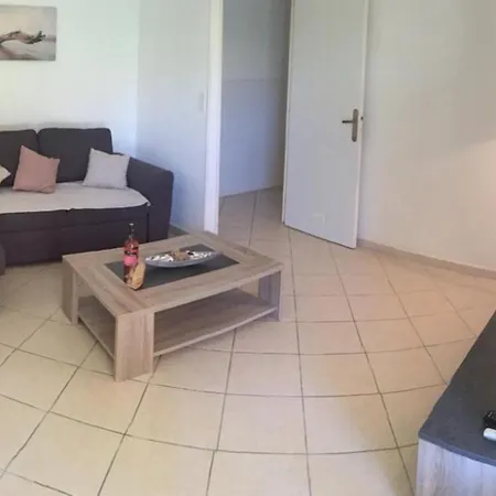 Confortable A Avec Terrasse Privee Apartment