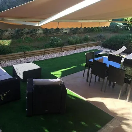 Apartment Confortable A Avec Terrasse Privee