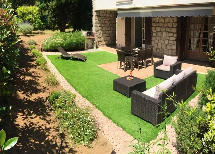 Confortable A Avec Terrasse Privee